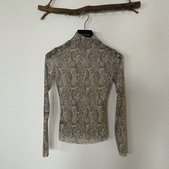 Snake print sheer top - Picture 1 of 1